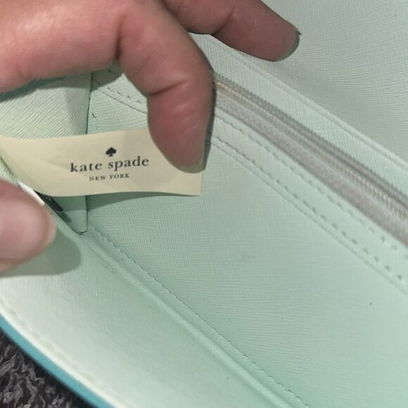 Kate Spade 'Cape Drive' Cindy Wallet - Picture 5 of 6